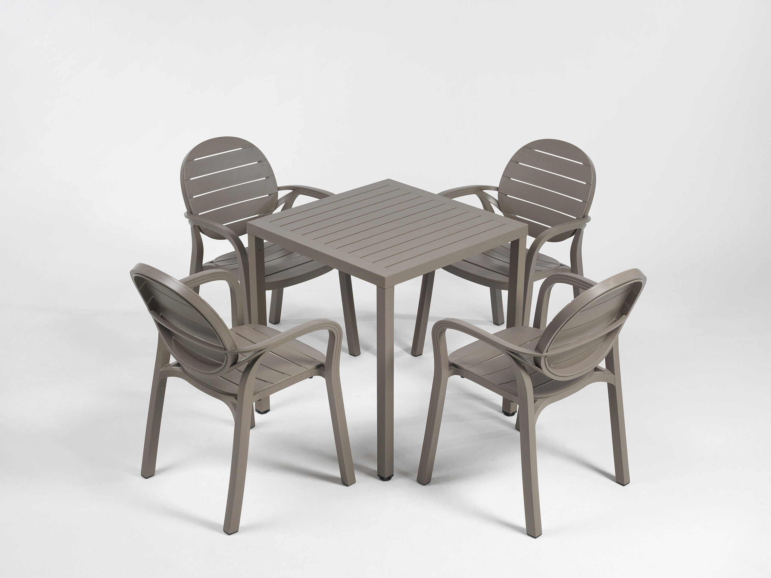 Nardi_tables_CUBE80_views6_LR